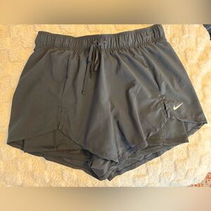 Nike Women's Black  Athletic Shorts